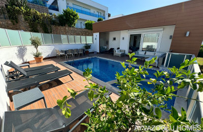 ID 5089 Spacious 4+1 duplex villa with resort amenities