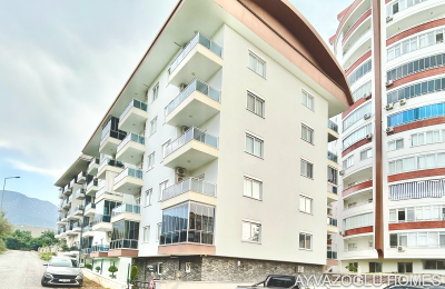 ID 5136 Affordable apartment in a complex for living, vacationing, and renting