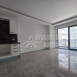 ID 5235 Mahmutlar'da Kapsamlı Olanaklara Sahip Modern 1+1 Daire
